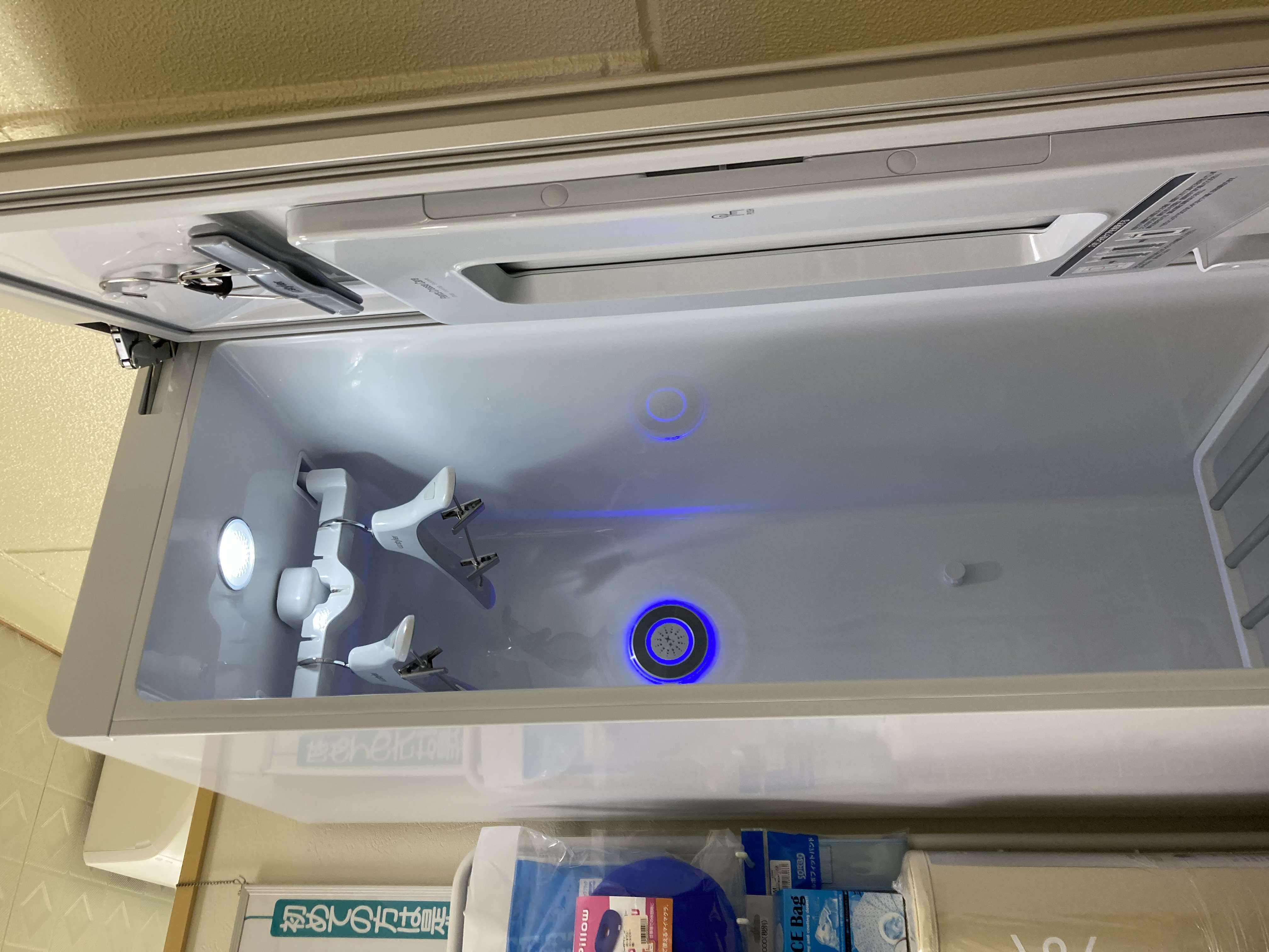 待合室にあるドライクリーニング機器